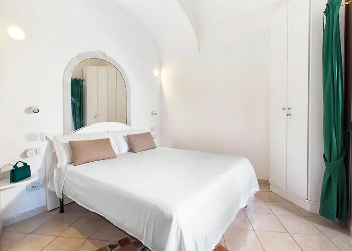 Yourhome - Alcova Позитано